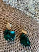 Load image into Gallery viewer, The Eva Earrings
